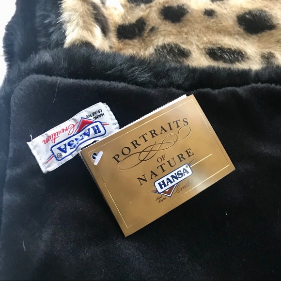 🎁 Portraits of Nature Faux Cheetah Bed Runner NWT - Picture 2 of 6